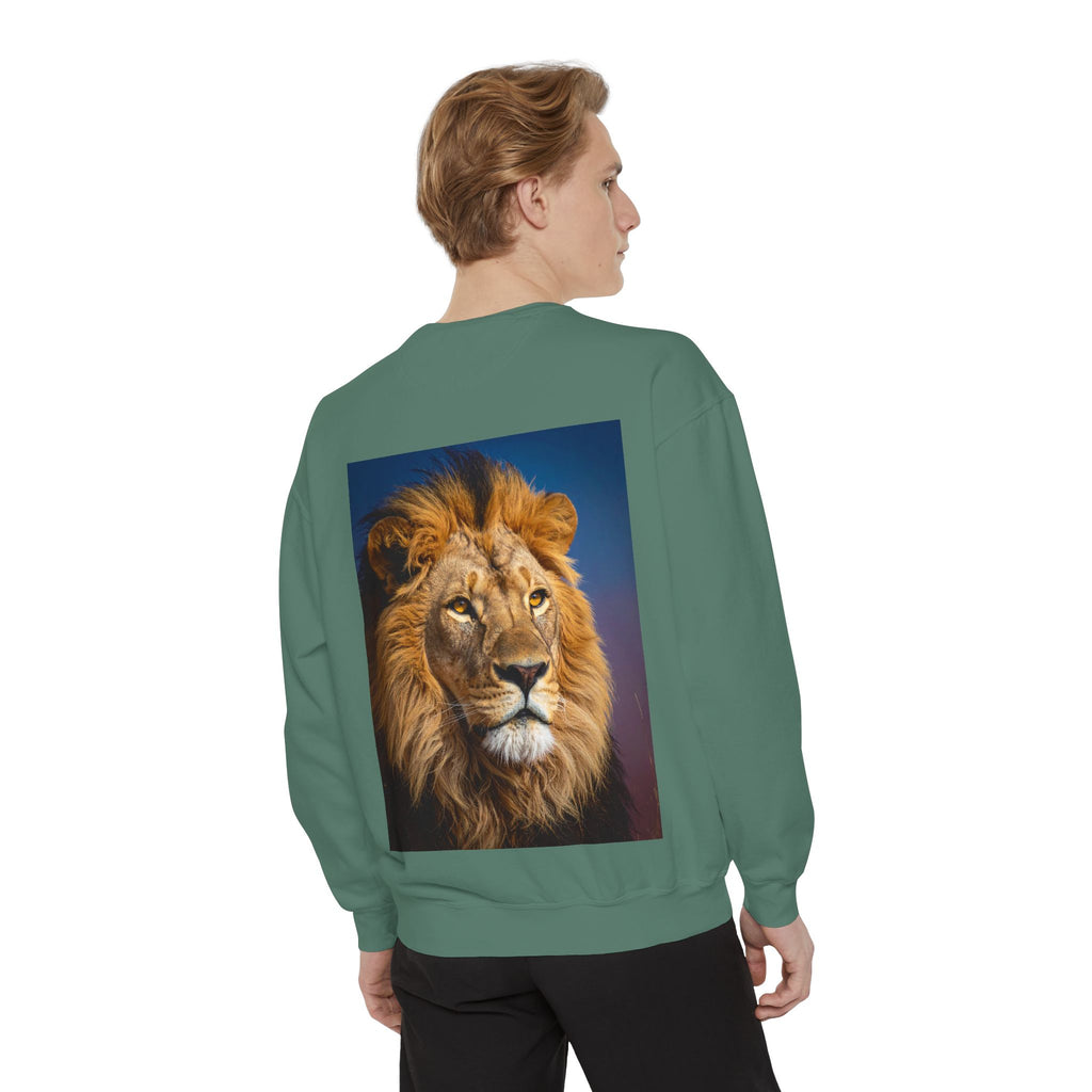 Lion Portrait Sweatshirt — Majestic Lion Graphic Crewneck