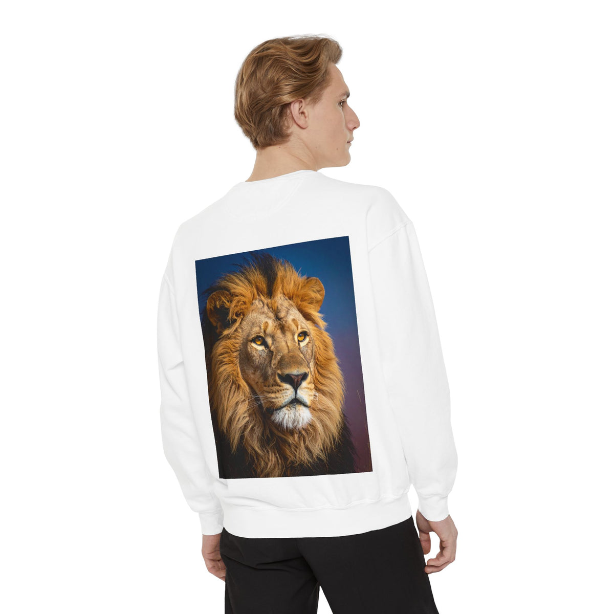 Lion Portrait Sweatshirt — Majestic Lion Graphic Crewneck
